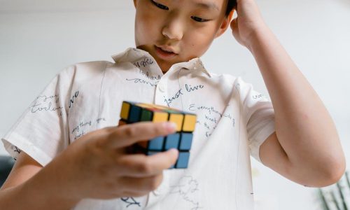 Rubiks cube er et legetøj alle kan have glæde af