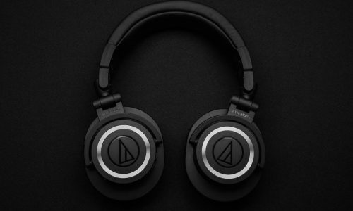 Overskrift: Den Bedste Trådløse Gaming Headset til Ultimativ Gaming Oplevelse